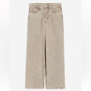 Baggy beige denim